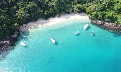 passeio do RJ para angra dos reis, na lagoa azul.